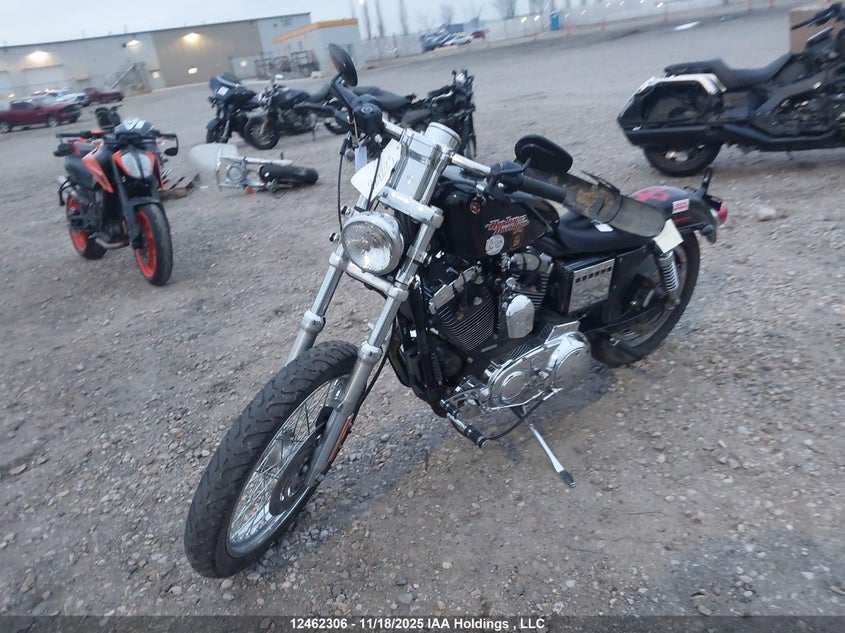 1HD1CGP14YK143633 2000 HARLEY-DAVIDSON NIGHTSTER photo no. 2