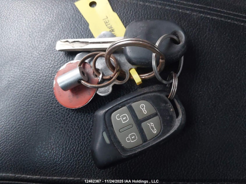 5NPEB4AC8BH053616 2011 HYUNDAI SONATA photo no. 11