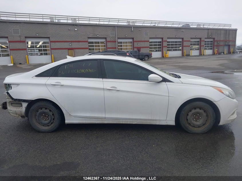 5NPEB4AC8BH053616 2011 HYUNDAI SONATA photo no. 14