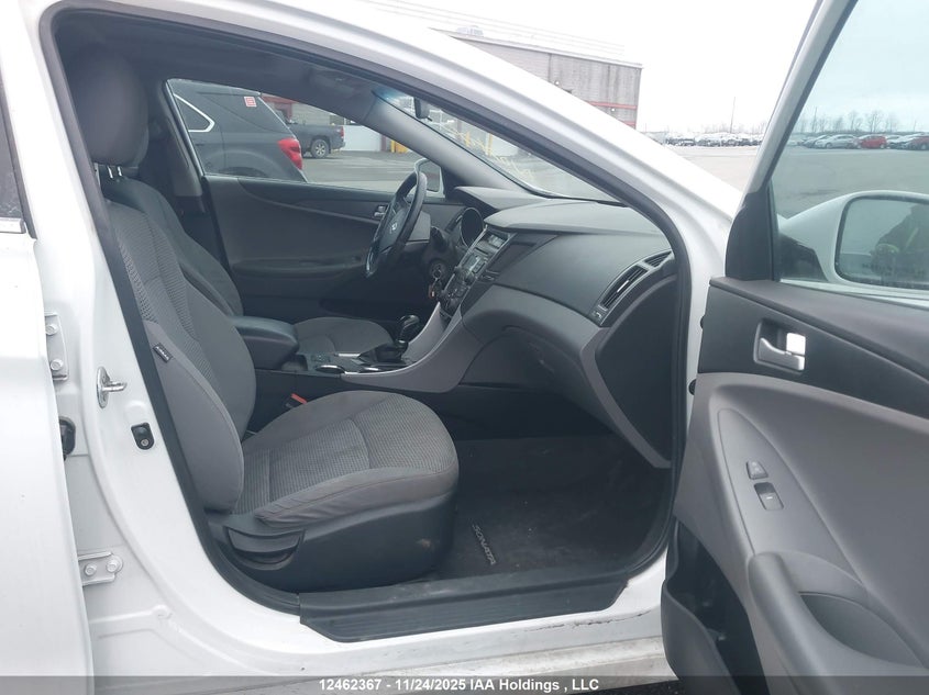 5NPEB4AC8BH053616 2011 HYUNDAI SONATA photo no. 5
