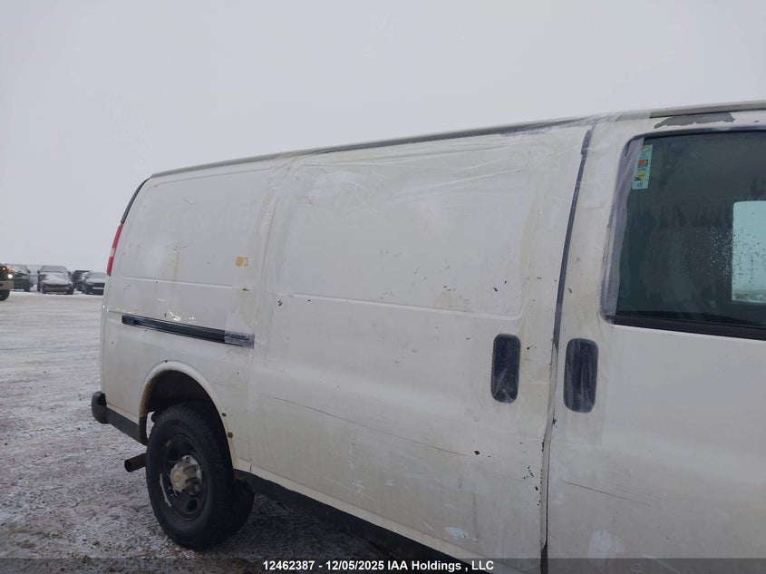 1GCGG25V231182082 2003 CHEVROLET EXPRESS photo no. 6