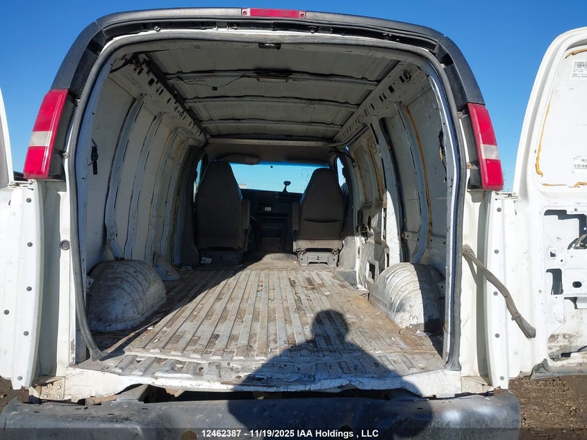 1GCGG25V231182082 2003 CHEVROLET EXPRESS photo no. 8