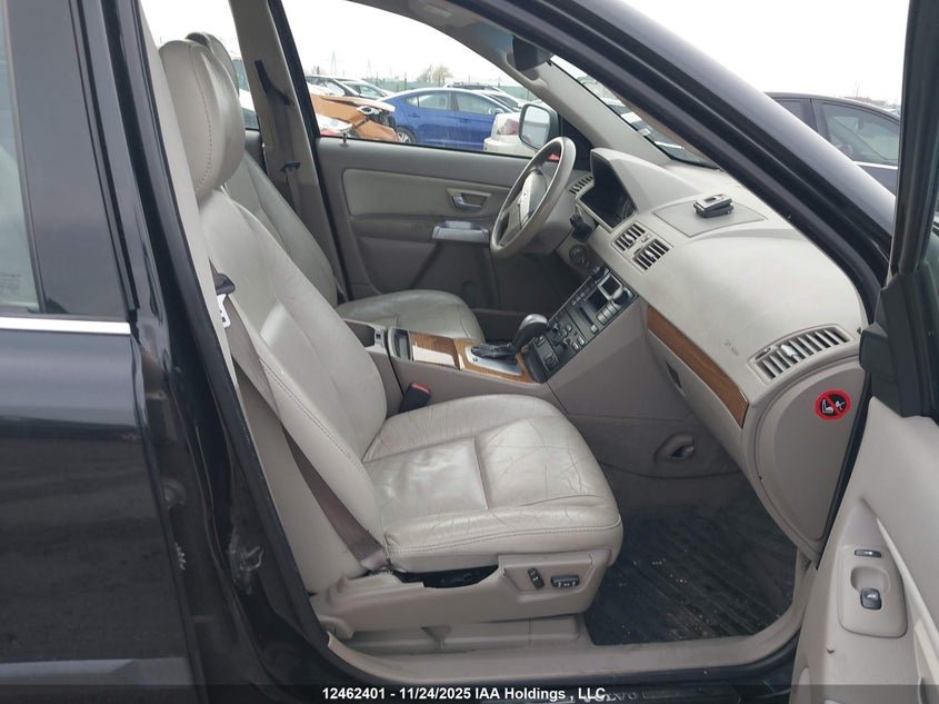 YV4CZ592561230699 2006 VOLVO XC90 photo no. 5