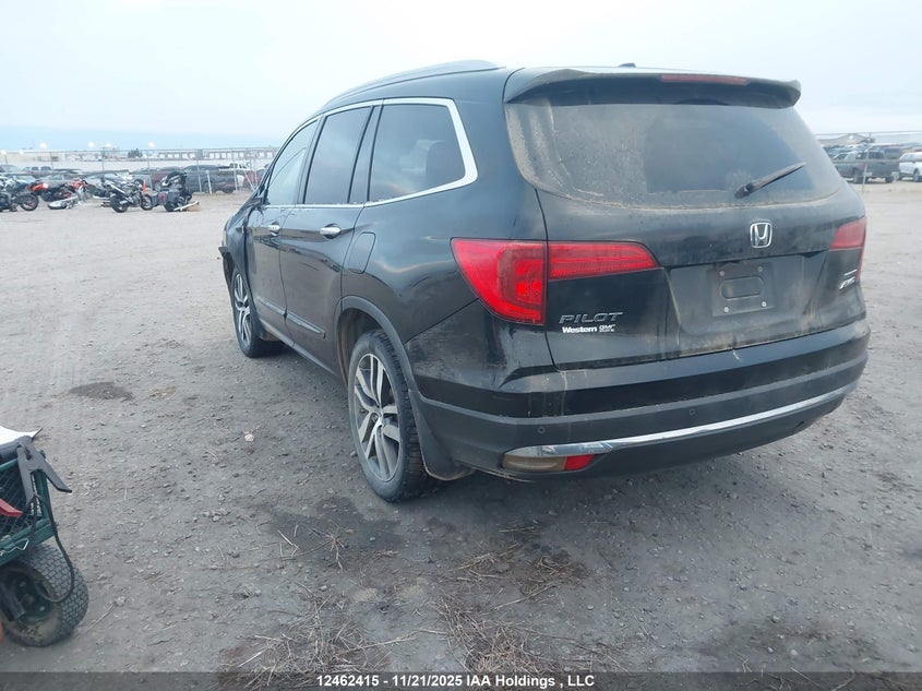 5FNYF6H9XJB501911 2018 HONDA PILOT photo no. 3