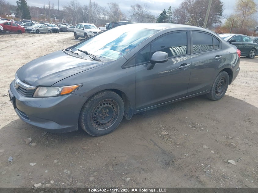 2HGFB2F40CH058718 2012 HONDA CIVIC photo no. 2