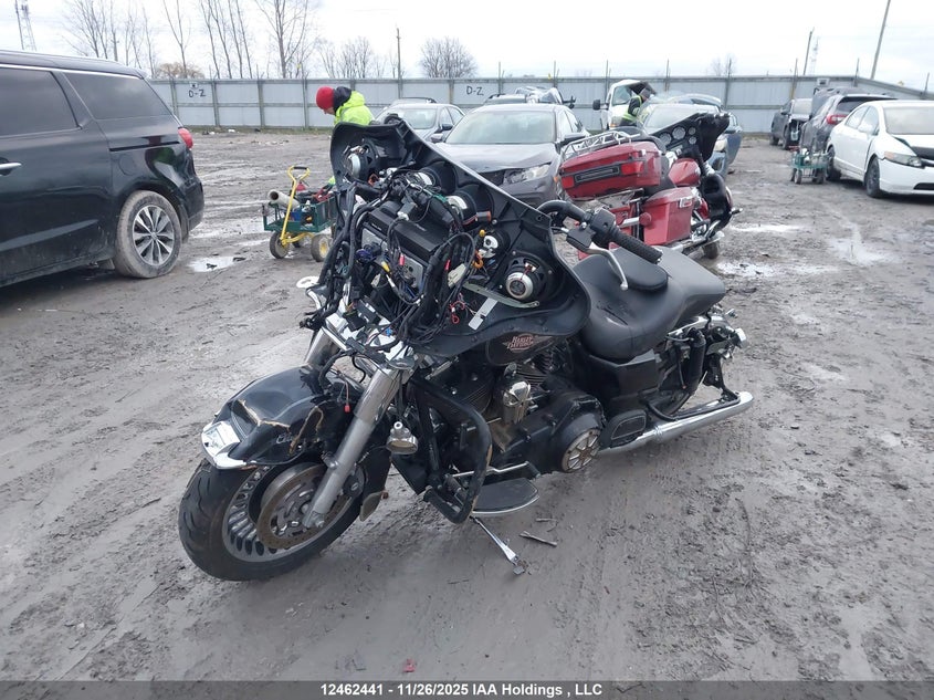 1HD1FFM18DB642614 2013 HARLEY-DAVIDSON ELECTRA GLIDE photo no. 3