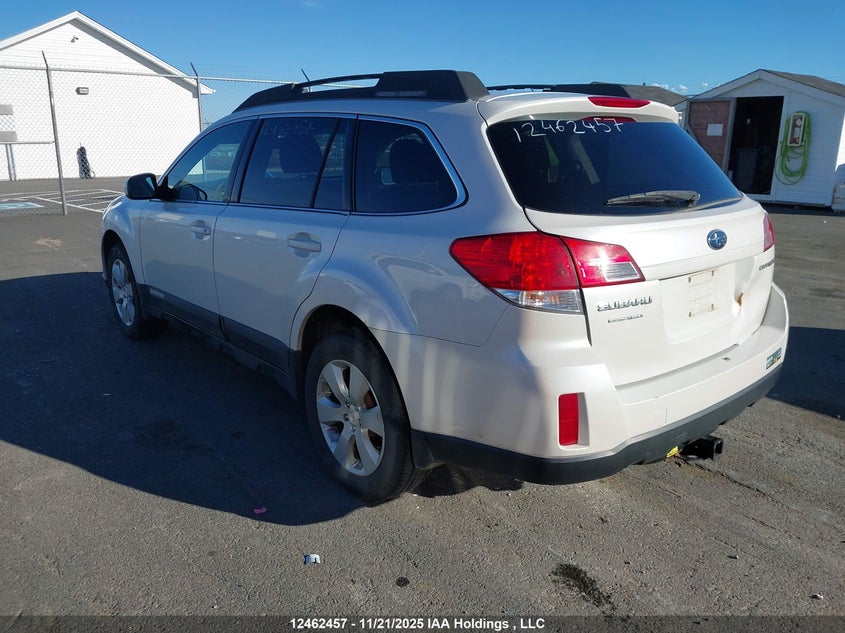 4S4BRGGCXA3370066 2010 SUBARU OUTBACK photo no. 3