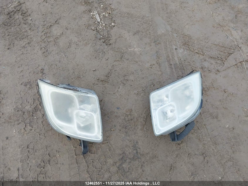 3FAHP08198R258076 2008 FORD FUSION photo no. 12
