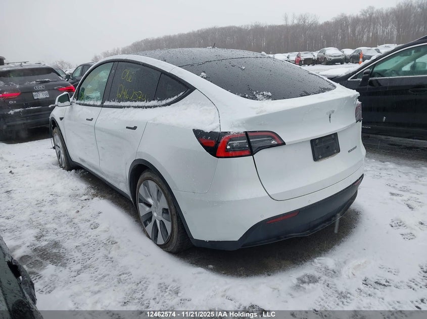 5YJYGDED1MF111035 2021 TESLA MODEL Y photo no. 3