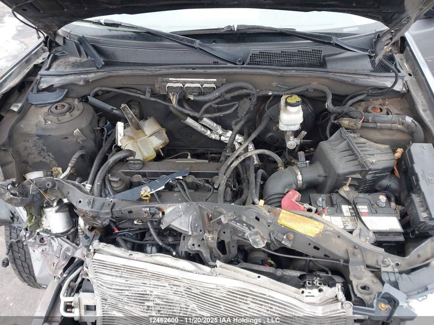 1FMCU0D71BKA76872 2011 FORD ESCAPE photo no. 10