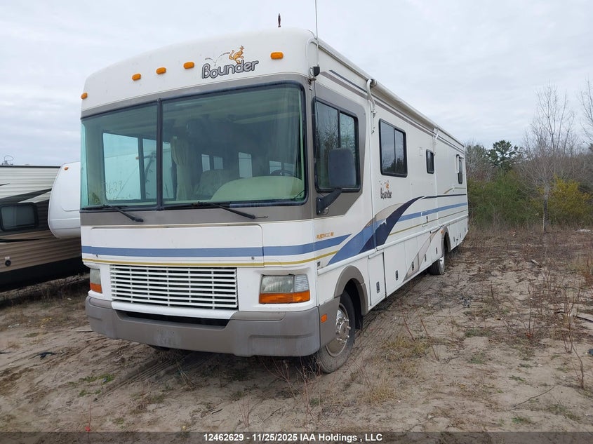 1FCNF53S810A05172 2001 FORD FIVE HUNDRED photo no. 2