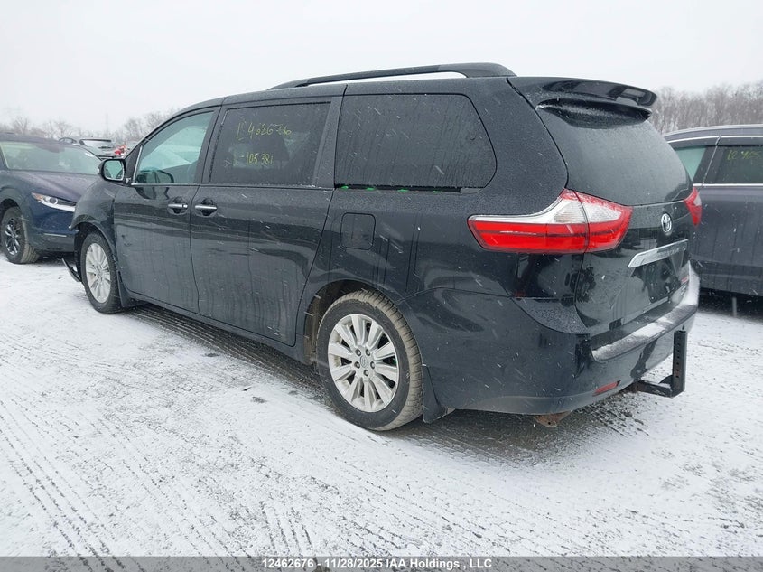5TDDK3DC3FS105381 2015 TOYOTA SIENNA photo no. 3