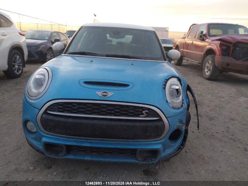 2016 Mini 5 Door Cooper S VIN: WMWXU3C5XG2B67251 Lot: 12462693