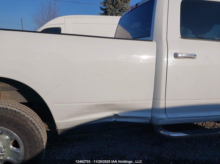 3C63R3HJ1KG613283 2019 RAM 3500 photo no. 6