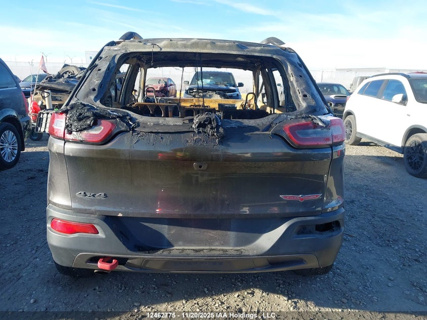 2016 Jeep Cherokee Trailhawk VIN: 1C4PJMBB0GW304261 Lot: 12462775