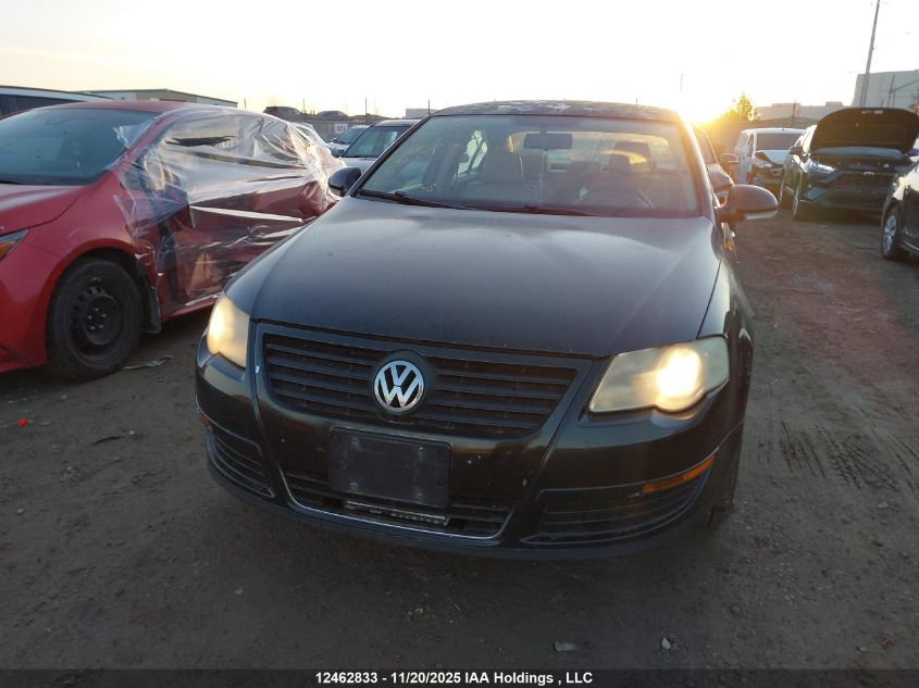 2007 Volkswagen Passat 2.0T Luxury Leather VIN: WVWEK73C17P012142 Lot: 12462833