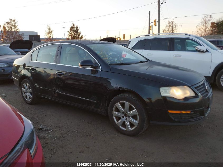 2007 Volkswagen Passat 2.0T Luxury Leather VIN: WVWEK73C17P012142 Lot: 12462833