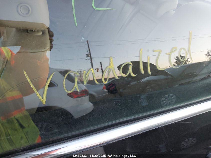 2007 Volkswagen Passat 2.0T Luxury Leather VIN: WVWEK73C17P012142 Lot: 12462833