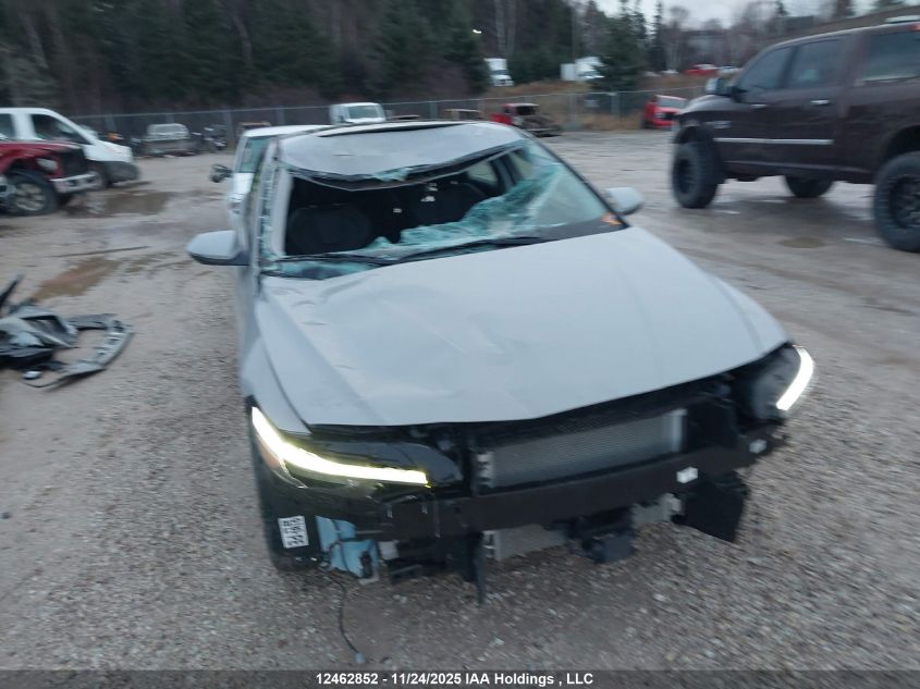 2025 Hyundai Elantra Limited VIN: KMHLN4DJ4SU138110 Lot: 12462852