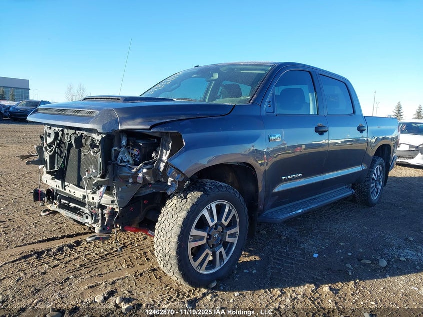5TFDY5F12JX709349 2018 TOYOTA TUNDRA photo no. 2