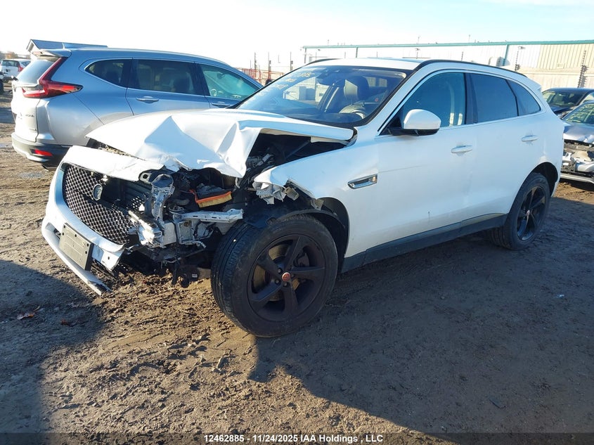 SADCK2BV1HA060438 2017 JAGUAR F-PACE photo no. 2