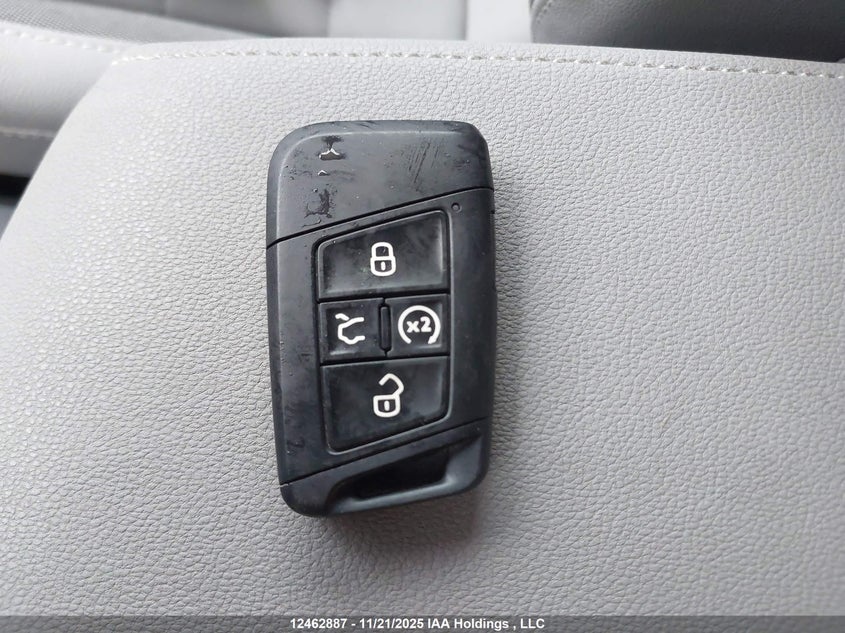 3VVUX7B21RM095801 2024 VOLKSWAGEN TAOS photo no. 11