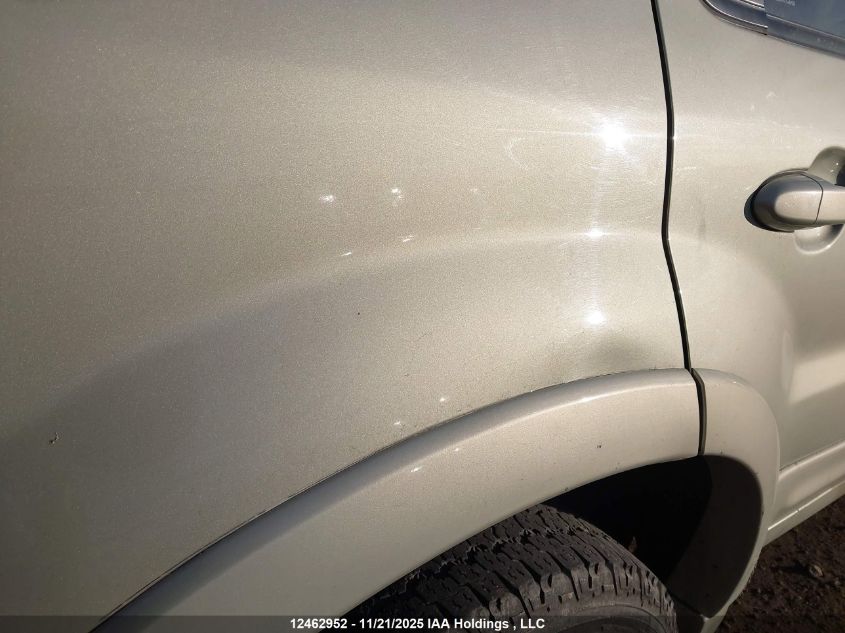 2005 Ford Escape Limited VIN: 1FMYU94105KA67588 Lot: 12462952