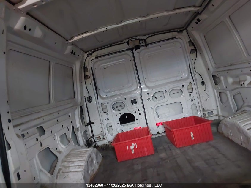 2011 Ford Econoline E250 Van VIN: 1FTNE2EWXBDA02950 Lot: 12462960