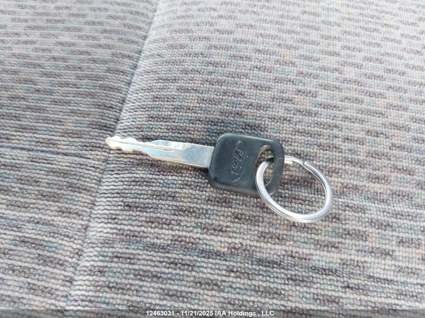 1998 Ford F-150 Lariat/Standard/Xl/Xlt VIN: 2FTZF1720WCA64267 Lot: 12463031