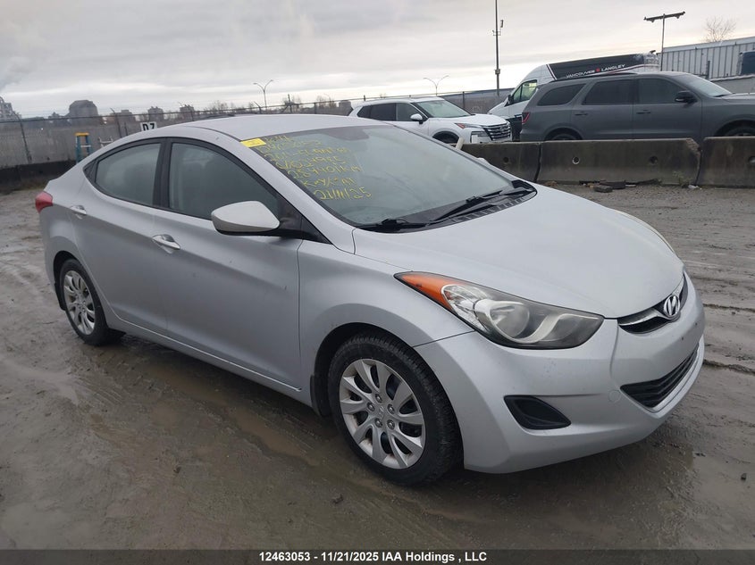 5NPDH4AEXBH024985 2011 HYUNDAI ELANTRA photo no. 2