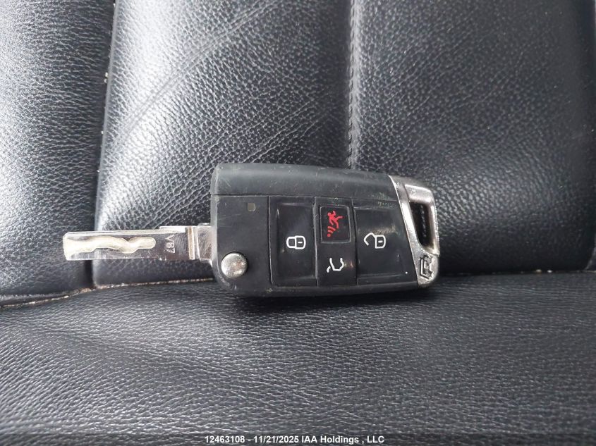 2016 Volkswagen Golf R 2.0 Tsi VIN: WVWLF7AU7GW250803 Lot: 12463108