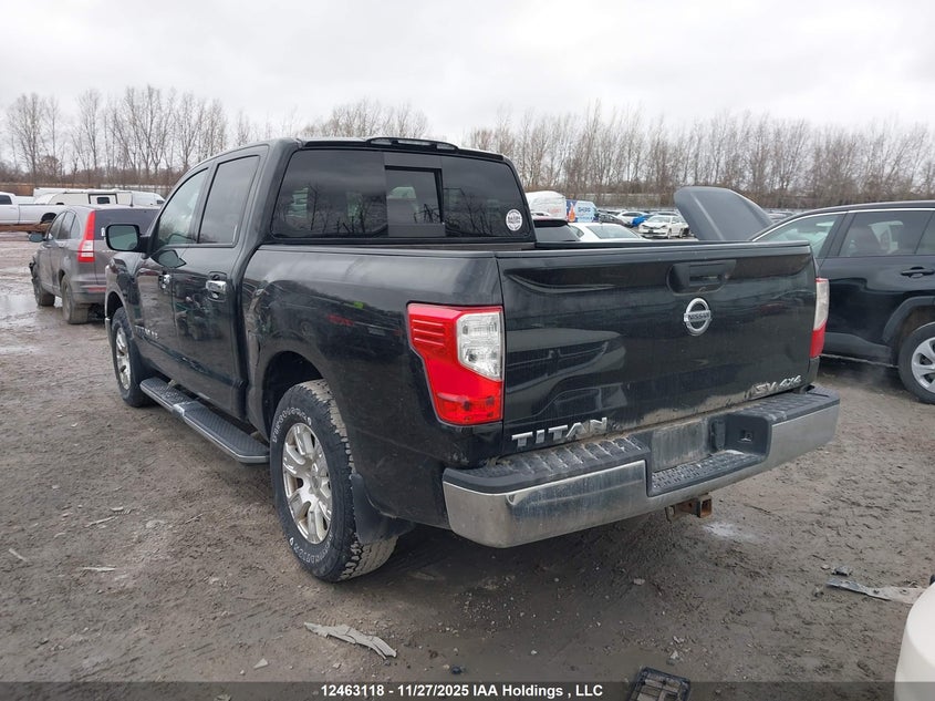 1N6AA1EJ3JN515777 2018 NISSAN TITAN photo no. 3