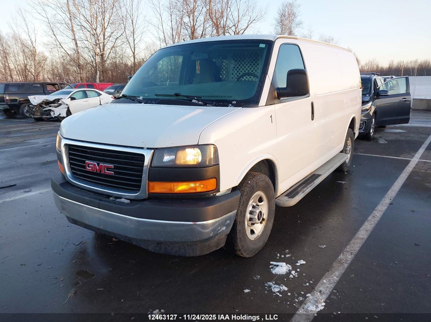 1GTW7AFF5H1165233 2017 GMC SAVANA photo no. 2