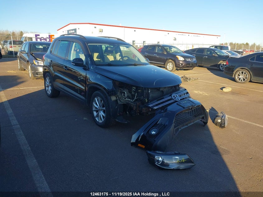 WVGNV7AXXHW510890 2017 VOLKSWAGEN TIGUAN photo no. 14