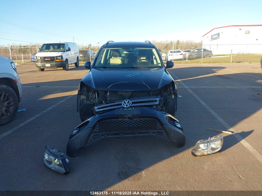 2017 Volkswagen Tiguan Wolfsburg Edition VIN: WVGNV7AXXHW510890 Lot: 12463175