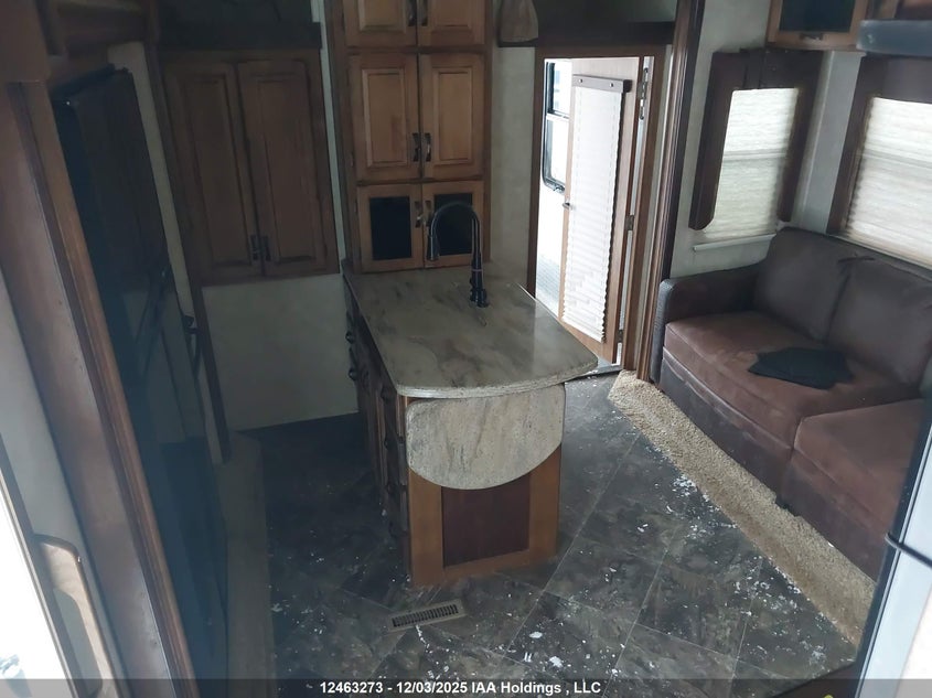 4YDF33224DR801482 2013   photo no. 5