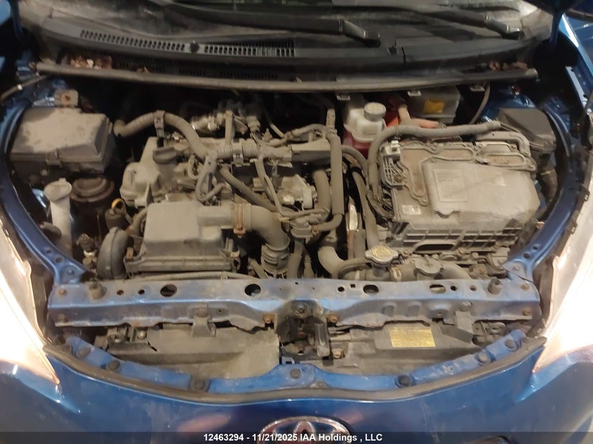 2013 Toyota Prius C VIN: JTDKDTB30D1047700 Lot: 12463294