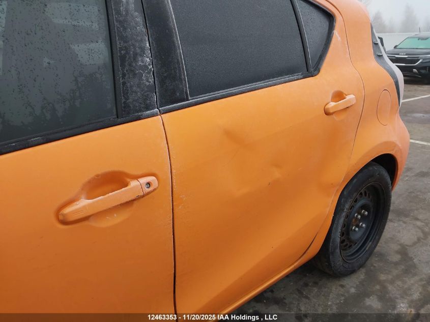 2015 Toyota Prius C Technology VIN: JTDKDTB32F1087926 Lot: 12463353