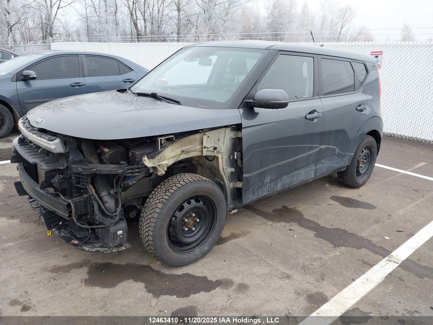 KNDJ33AU7L7016884 2020 KIA SOUL photo no. 2