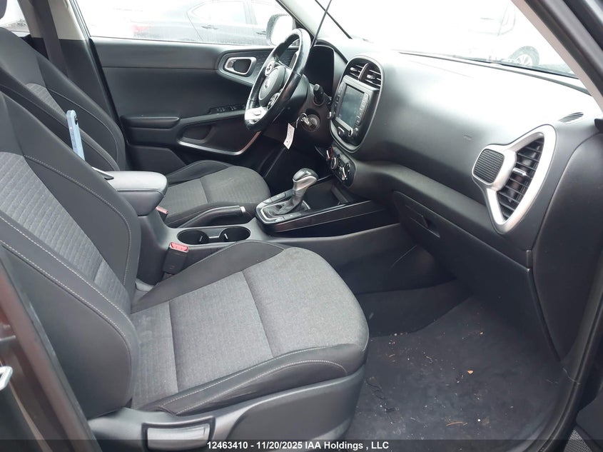 KNDJ33AU7L7016884 2020 KIA SOUL photo no. 5