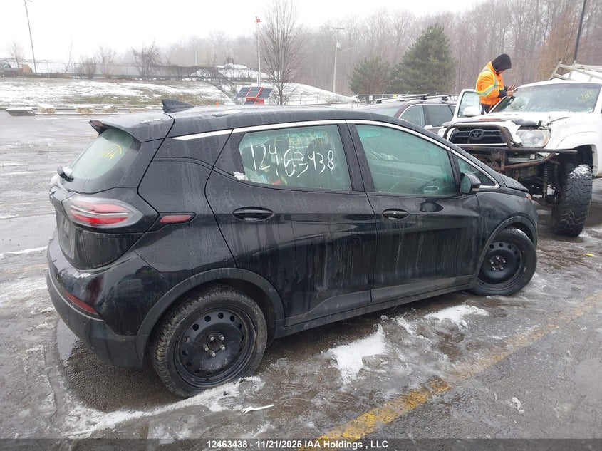 1G1FW6S07N4102543 2022 CHEVROLET BOLT EUV photo no. 4