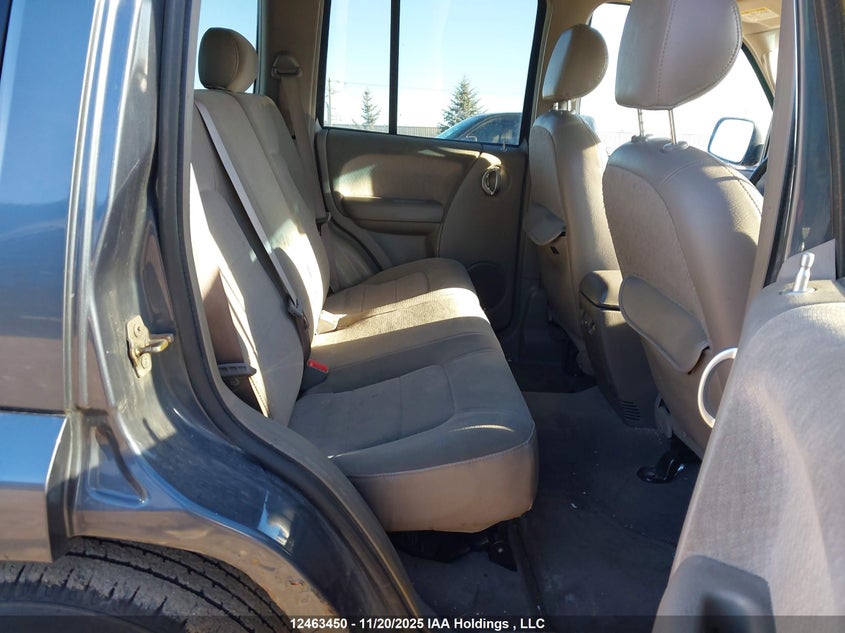 1J4GL58K82W219274 2002 JEEP LIBERTY (NORTH AMERICA) photo no. 8