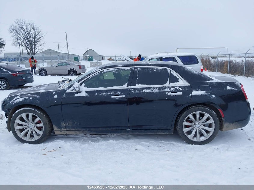 2C3CCAEG2GH269191 2016 CHRYSLER 300C photo no. 14