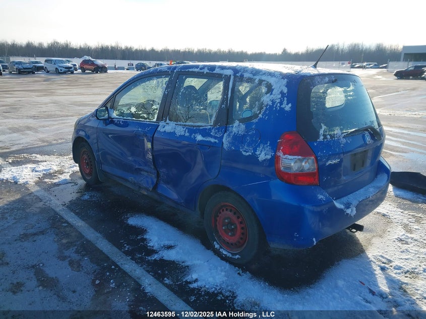 JHMGD37438S800318 2008 HONDA FIT photo no. 3