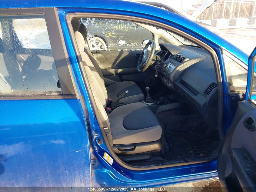 JHMGD37438S800318 2008 HONDA FIT photo no. 5