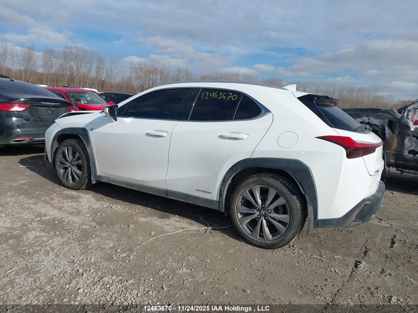 JTHR9JBH6L2027023 2020 LEXUS UX photo no. 3