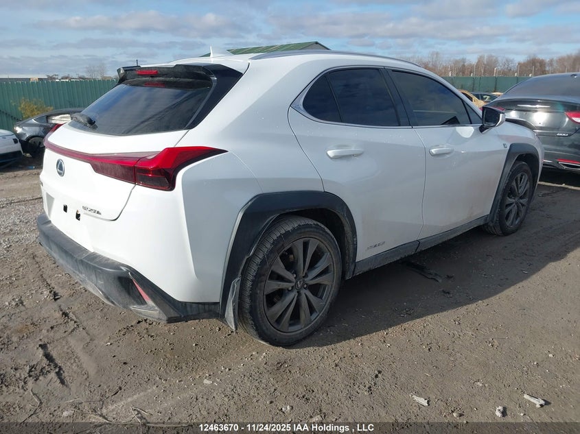 JTHR9JBH6L2027023 2020 LEXUS UX photo no. 4