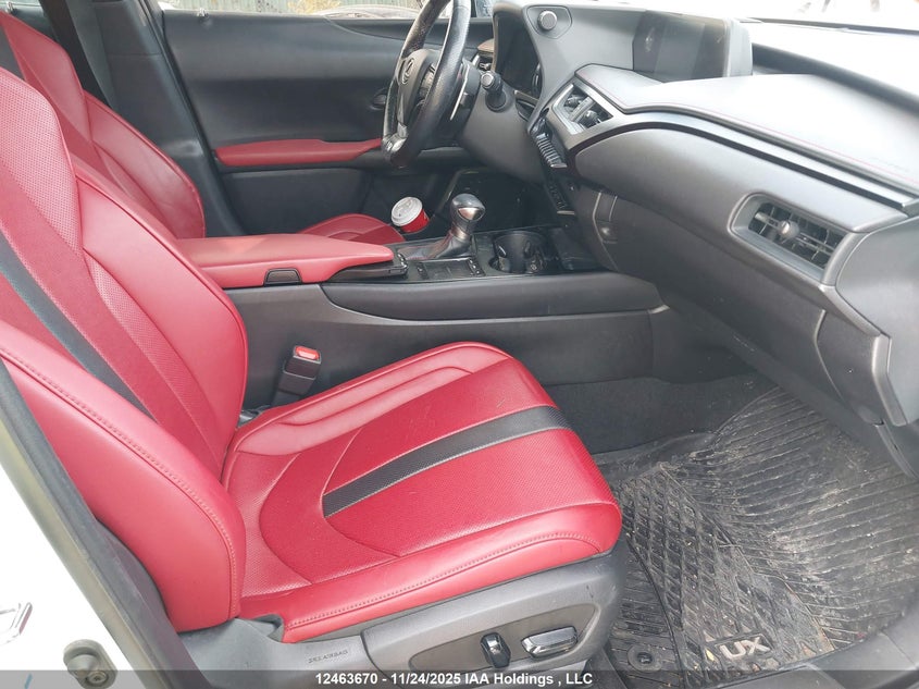 JTHR9JBH6L2027023 2020 LEXUS UX photo no. 5