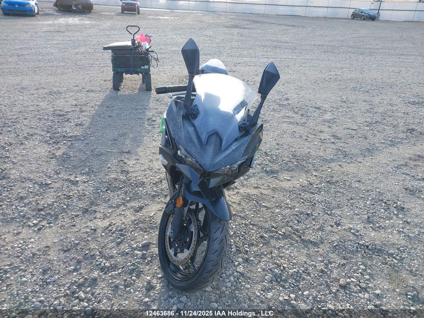 ML5EXGG1XSDA63303 2025 KAWASAKI NINJA photo no. 5