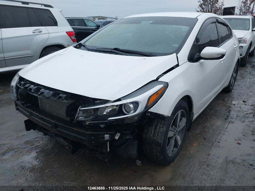 3KPFL4A73JE181690 2018 KIA FORTE photo no. 2